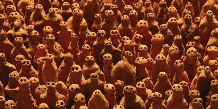 antony_gormley-_asian_field.jpg