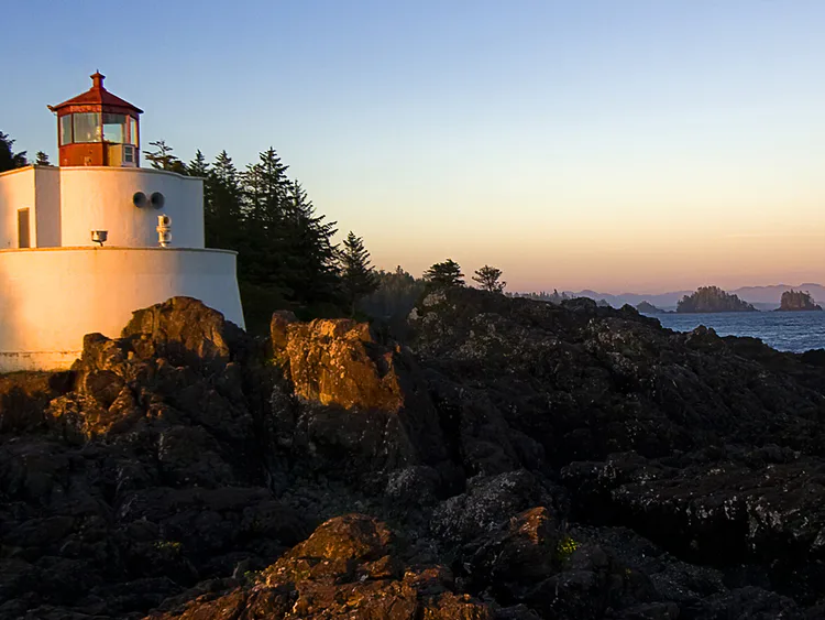 lighthouse.jpg lighthouse.jpg