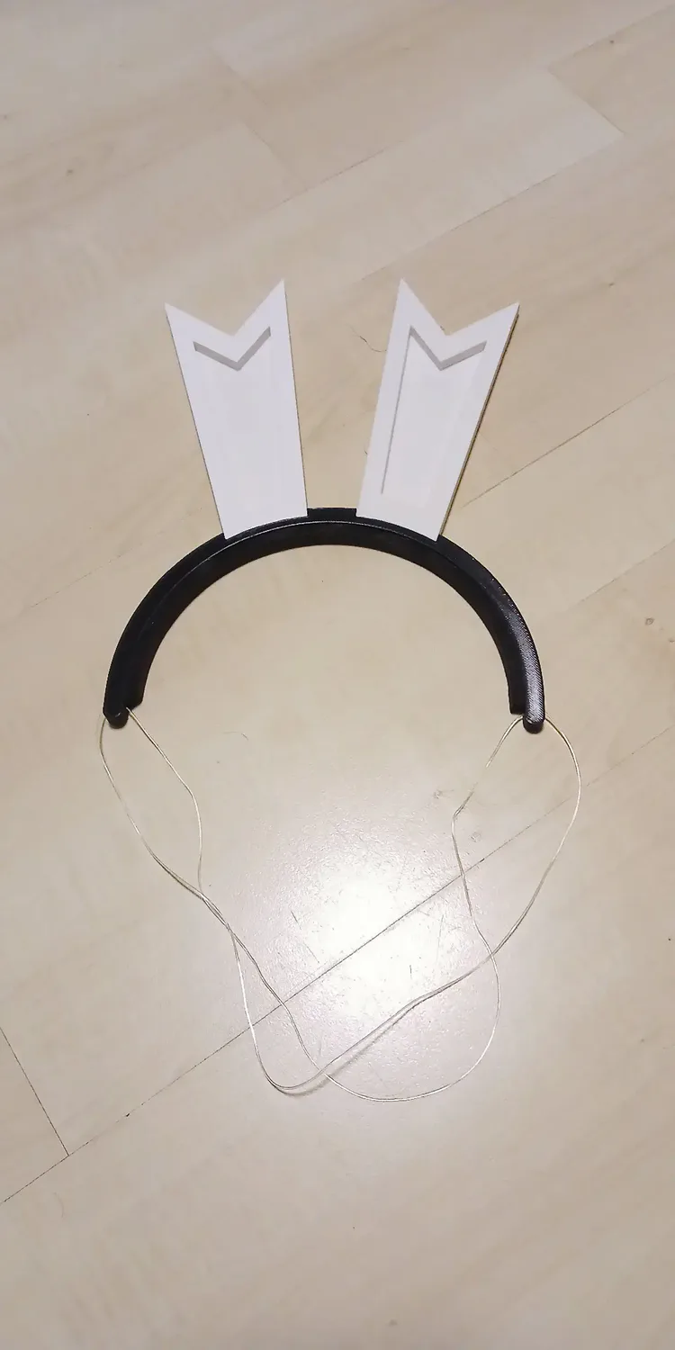 2025-10-20_poppy-ribbon-ears.webp 2025-10-20_poppy-ribbon-ears.webp