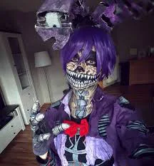 LAVENDERman on Game Jolt: finished my glitchtrap cosplay