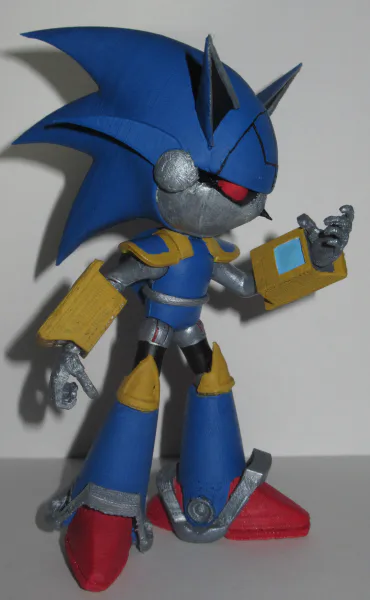 A unique mecha sonic design