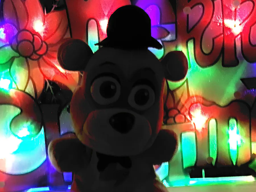 Glamrock freddy & Gregory fnaf sb security beach five nights at freddy's :  r/Dawko