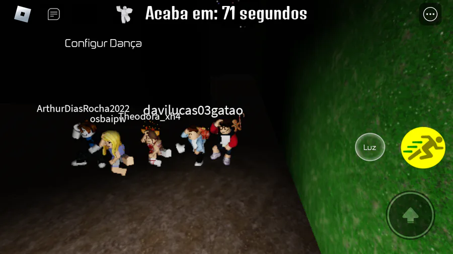 Como dançar no Roblox