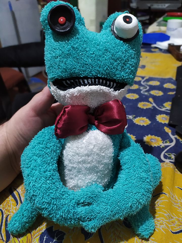 five nights with froggy plush