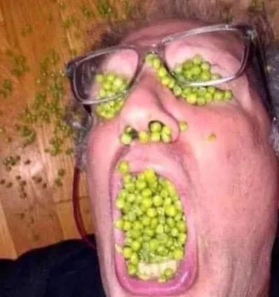 the screenshots are outdated and they won't be changed :0)